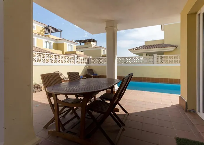 Βίλα Preciosa Con Piscina Privada - Mapo