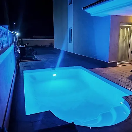 Villa Preciosa Con Piscina Privada - Mapo Corralejo