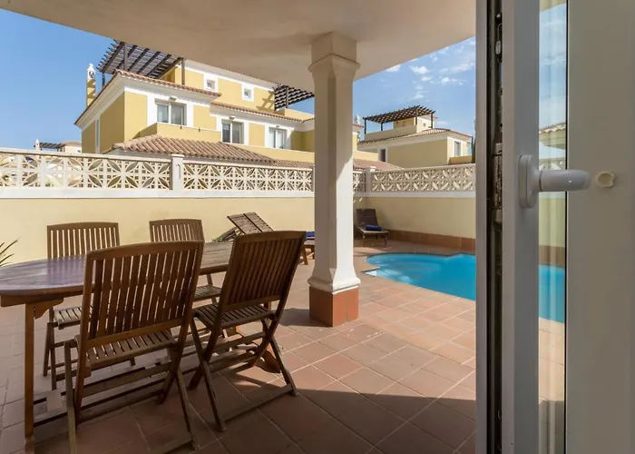 Preciosa Con Piscina Privada - Mapo Villa Corralejo