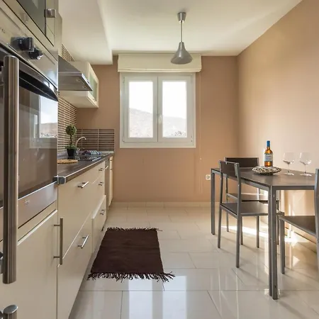 Villa Preciosa Con Piscina Privada - Mapo *